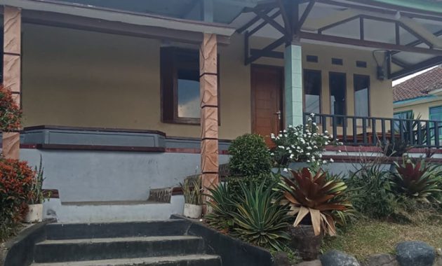 villa keluarga di subang