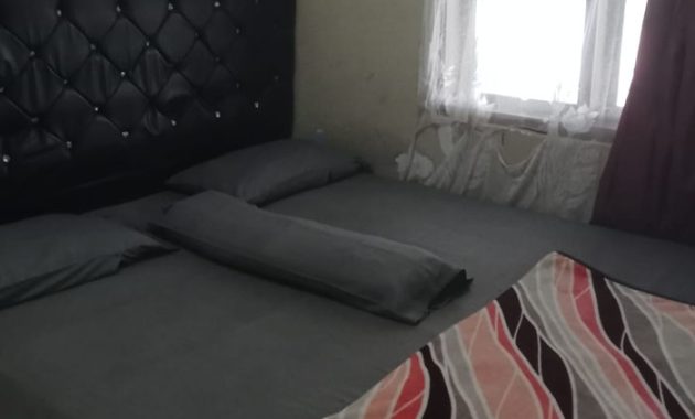 villa subang 15 orang 2 kamar