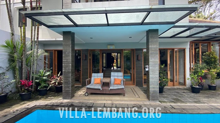 Moms Villa, Sewa Villa Bandung ada kolam renang
