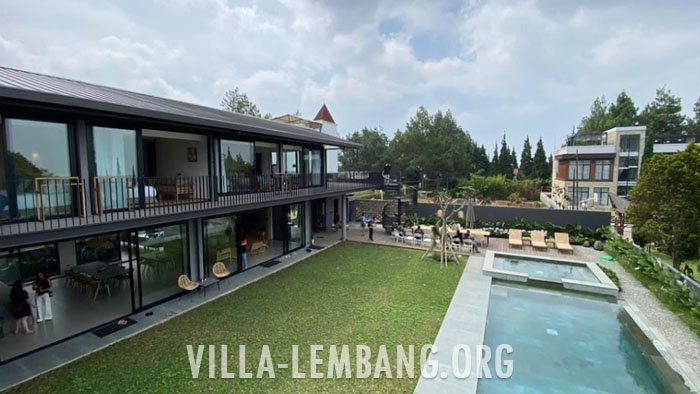 Penginapan untuk Rombongan di Villa Lembang 8 Kamar Private Pool untuk 30 orang