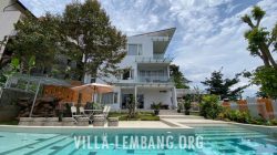 Rekomendasi Villa Dago Khusus Keluarga, Kapasitas 12 Orang, Private Pool harga terjangkau