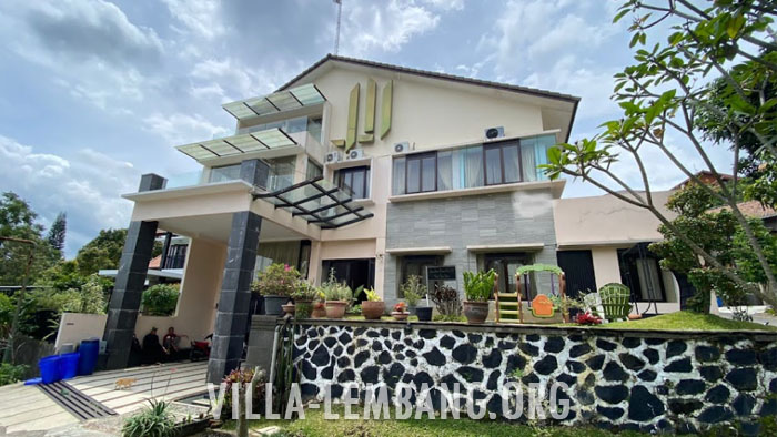 Rekomendasi Villa Dago untuk Rombongan Kapasitas 25 Orang luas