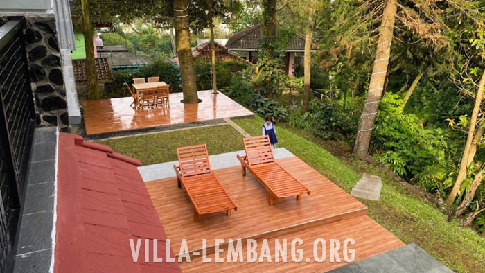 Rekomendasi Villa Istana Bunga Lembang rombongan 25 orang 5 kamar