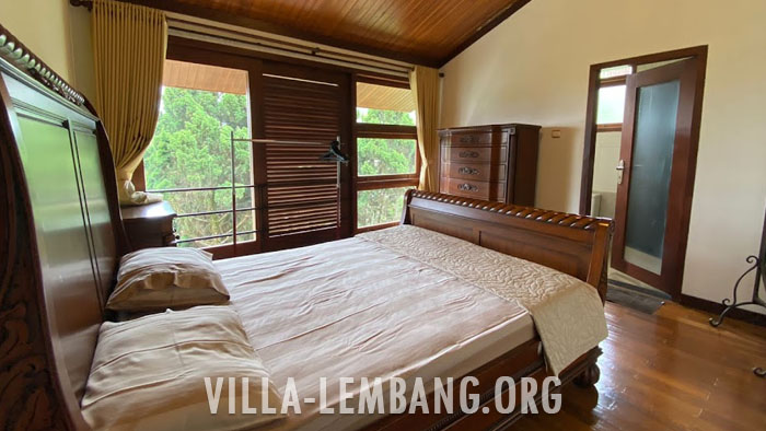 Sewa Villa Murah di Dago untuk Rombongan 25 Orang 6 kamar tidur