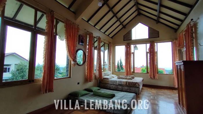 Villa 02, Sewa Villa Murah Lembang harga 3,5 juta