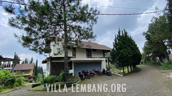Villa Amanda, Sewa Villa Murah Lembang 25 orang