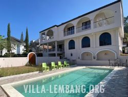 Villa Arizona – Rekomendasi Sewa Villa Istana Bunga 4 Kamar