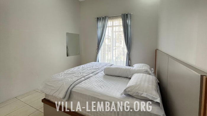 Villa Atrium, Villa Istana Bunga murah