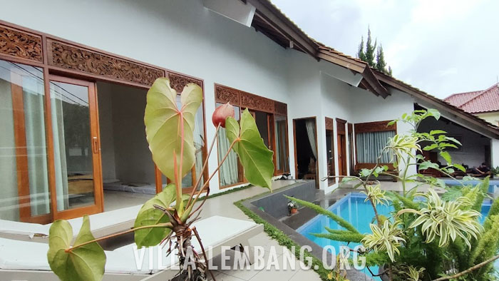 Villa Bali, Villa Istana Bunga 20 orang