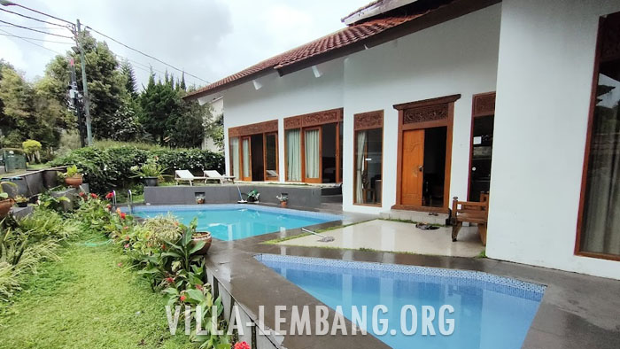 Villa Bali, Villa Istana Bunga private pool