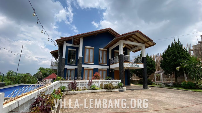 Villa Biru, Villa Istana Bunga Lembang Bandung
