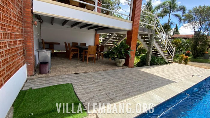 Villa Bivaq, Sewa Villa Lembang di istana bunga