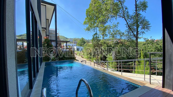 Villa DST, Villa Murah di Dago Bandung untuk 12 orang