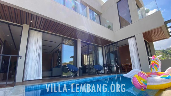 Villa F34, Sewa Villa Dago kolam renang