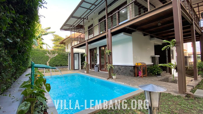 Villa JB 8, Sewa Villa Kampung Daun,