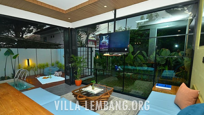 Villa KB 5, Sewa Villa Kampung Daun 15 orang