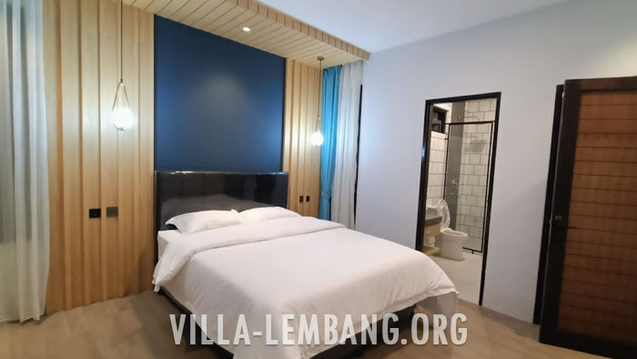 Villa KB 5, Sewa Villa Kampung Daun 4 kamar tidur