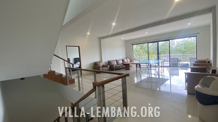 Villa Kapasitas untuk Rombongan 40 Orang di Lembang 8 kamar