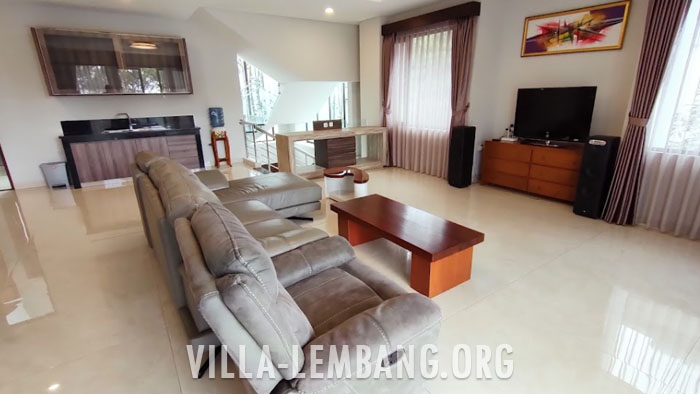 Villa Keluarga di Lembang Kapasitas Besar untuk 20 Orang 6 kamar