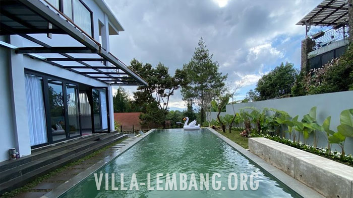 Villa Kynon, Sewa Villa Lembang fasilitas kolam renang