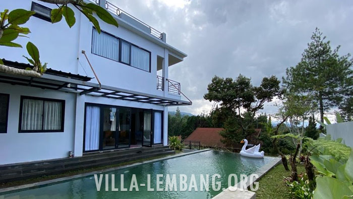 Villa Kynon, Sewa Villa Lembang private pool