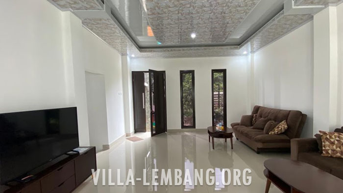 Villa MRGN, Villa Istana Bunga kapasitas 20 orang