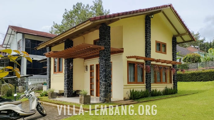 Villa Mpis I1, Villa Istana Bunga 2 kamar