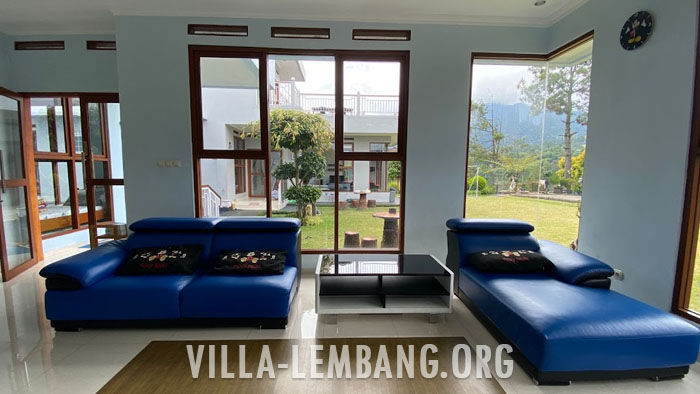 Villa Qmoz, Sewa Villa Lembang 20 orang