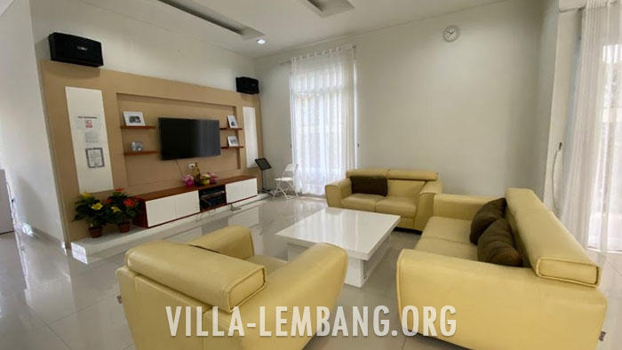 Villa Trisan 2, Villa Istana Bunga 4 kamar