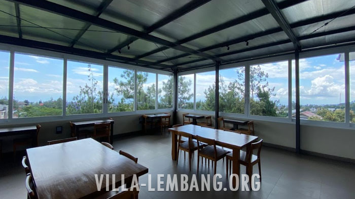 Villa di Lembang Cocok untuk Gathering dan Acara Perusahaan ada aula