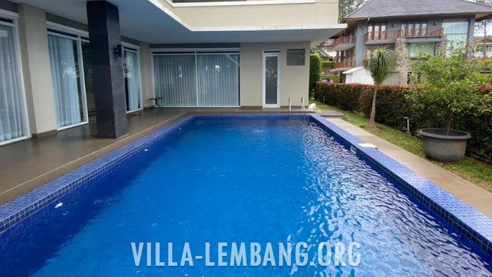 Villa di Lembang Cocok untuk Gathering dan Acara Perusahaan kolam renang