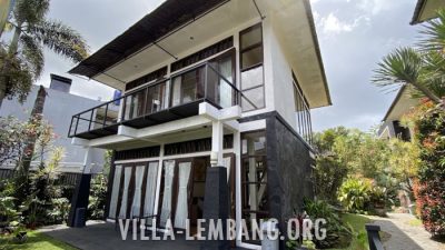 Villa di Kampung Daun 6 Kamar Cocok untuk Family Gathering