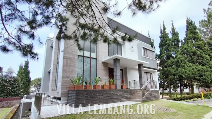 rekomendasi Villa Keluarga di Lembang Kapasitas Besar untuk 20 Orang