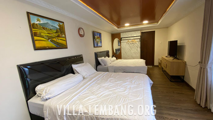 Villa Joglo Lembang kapasitas 50 orang