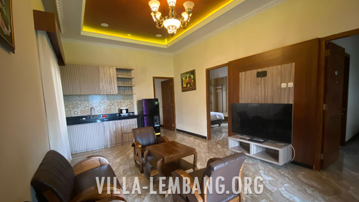 Villa Joglo Lembang untuk 50 orang