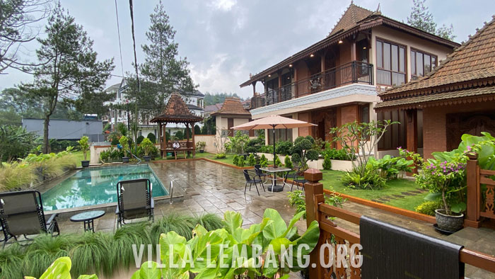 Villa Joglo Lembang untuk rombongan gathering